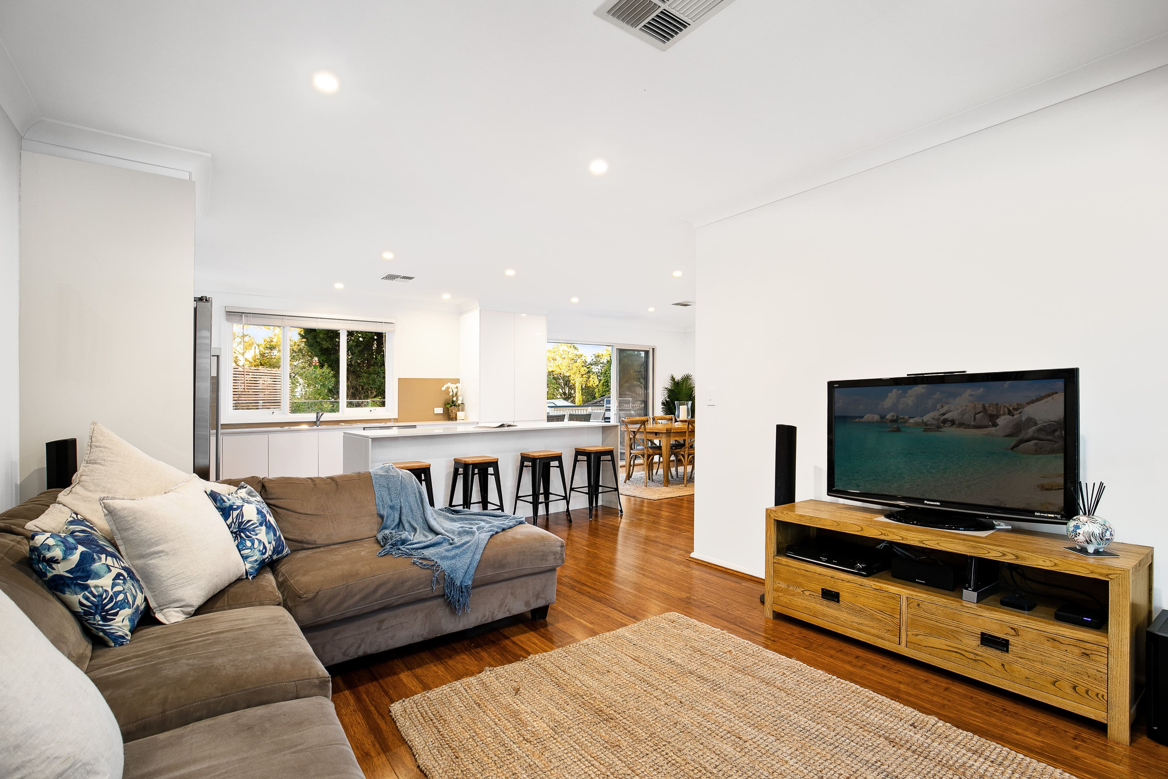 4 Nicholson Avenue, St Ives - Thumbnail 3