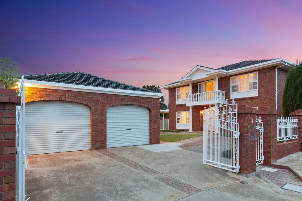 4 Trinidad Court, West Lakes SA 5021, West Lakes - Thumbnail 2