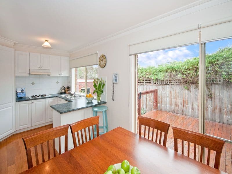 30 Stott Street, BOX HILL SOUTH VIC 3128, Box Hill South - Thumbnail 3