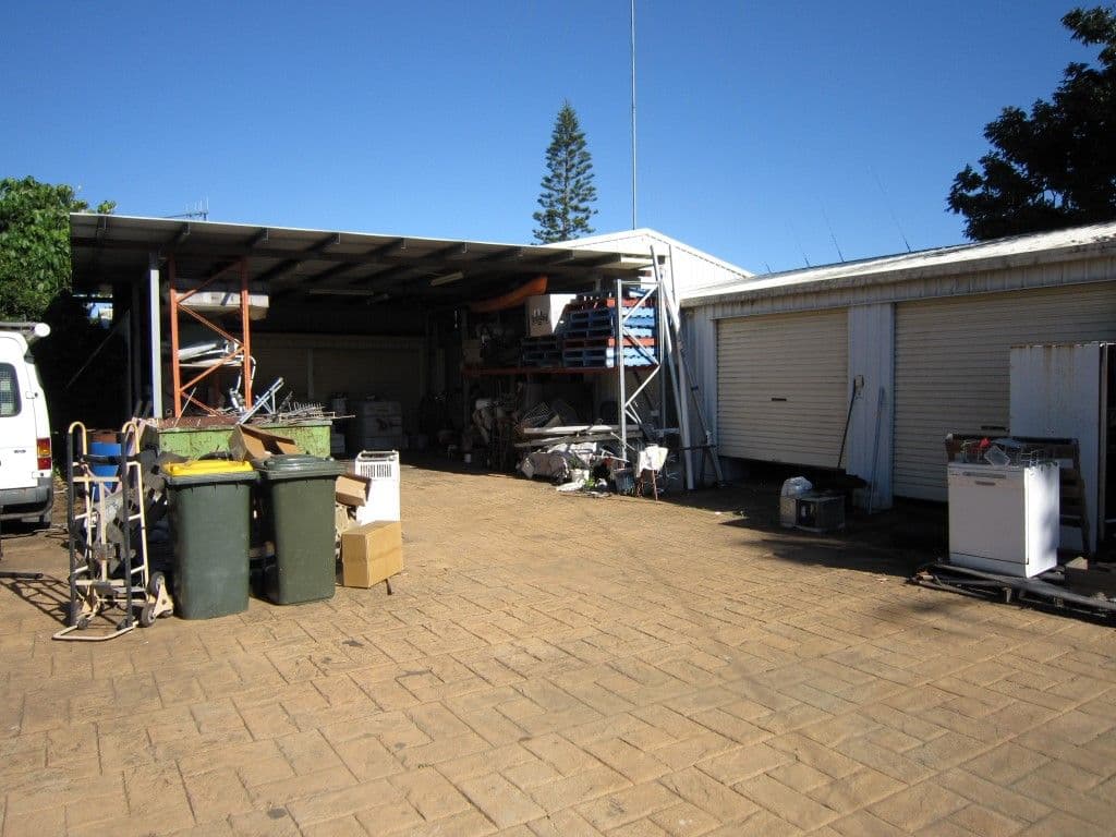27a Thabeban Street, AVENELL HEIGHTS QLD 4670, Avenell Heights - Thumbnail 4