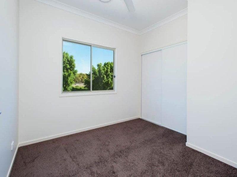 10 Compass Drive, BIGGERA WATERS QLD 4216, Biggera Waters - Thumbnail 6