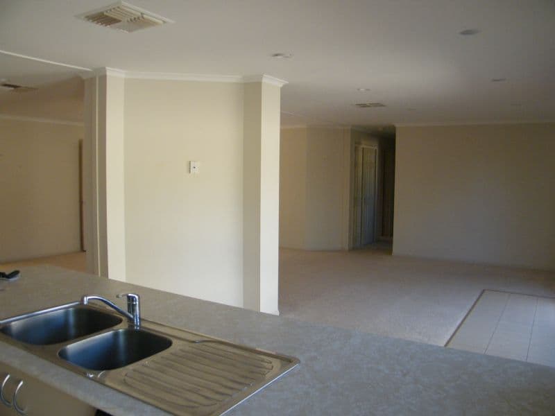 1 Covington Street, CHINCHILLA QLD 4413, Chinchilla - Thumbnail 8