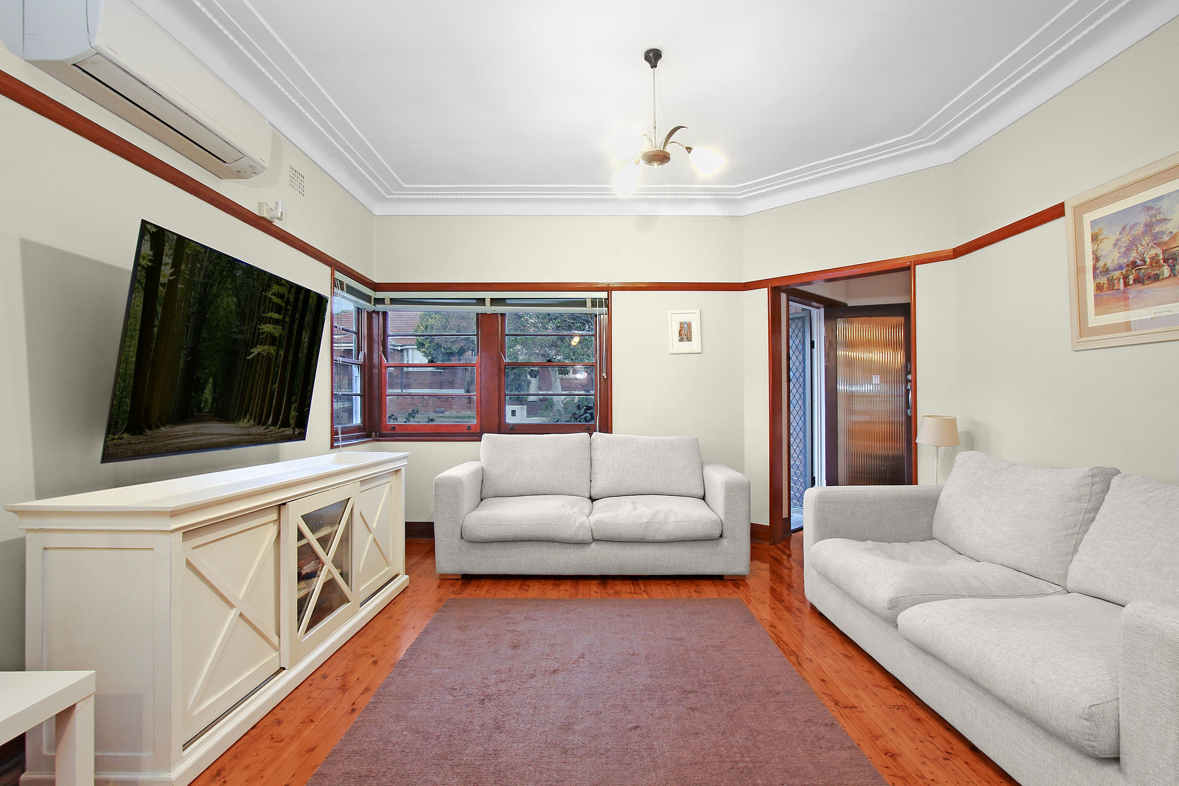17 Woodlawn Avenue, Earlwood - Thumbnail 2
