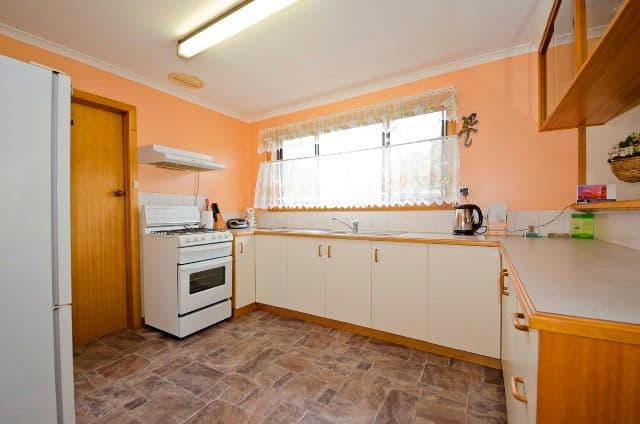 5 Kitchener Avenue, BEAUTY POINT TAS 7270, Beauty Point - Thumbnail 3