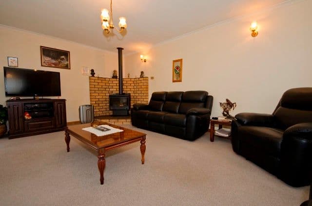 5 Kitchener Avenue, BEAUTY POINT TAS 7270, Beauty Point - Thumbnail 4
