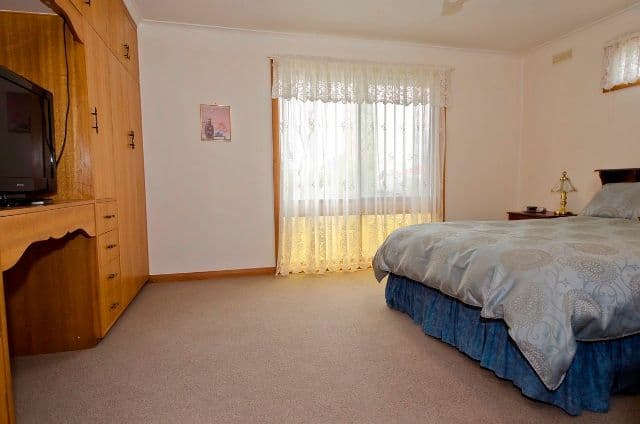 5 Kitchener Avenue, BEAUTY POINT TAS 7270, Beauty Point - Thumbnail 6