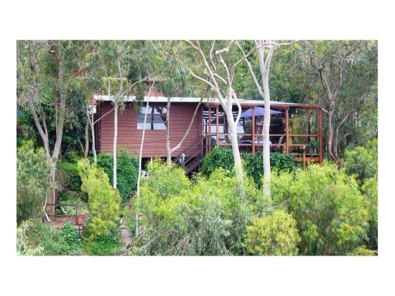 13 Graelou Road, LESMURDIE WA 6076, Lesmurdie - Image 1