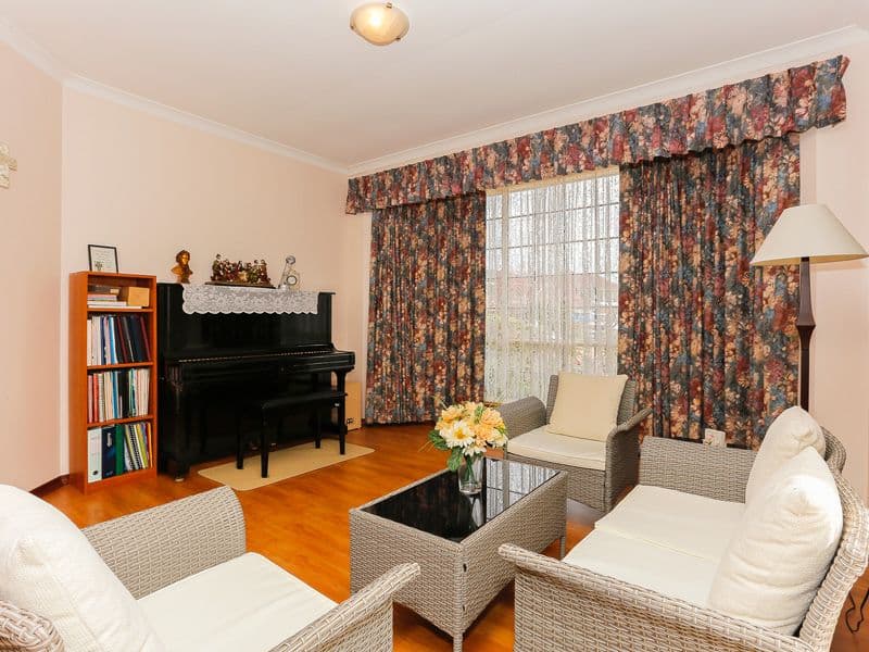 20 The Heights, Canning Vale WA 6155, Canning Vale - Thumbnail 2