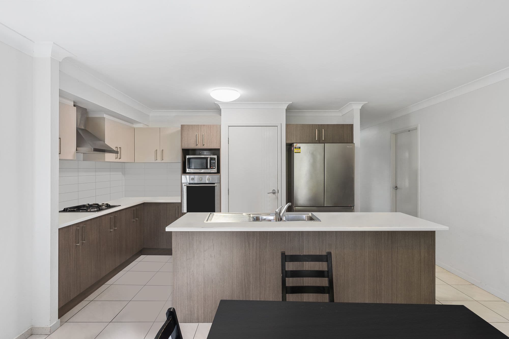 5 Mariana Court, Mango Hill QLD 4509, Mango Hill - Thumbnail 2