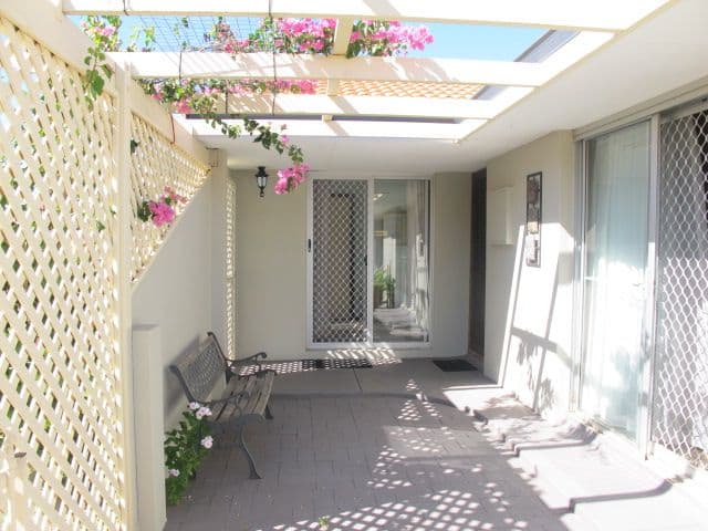 25 Ainsworth Street, GERALDTON WA 6530, Geraldton - Thumbnail 2