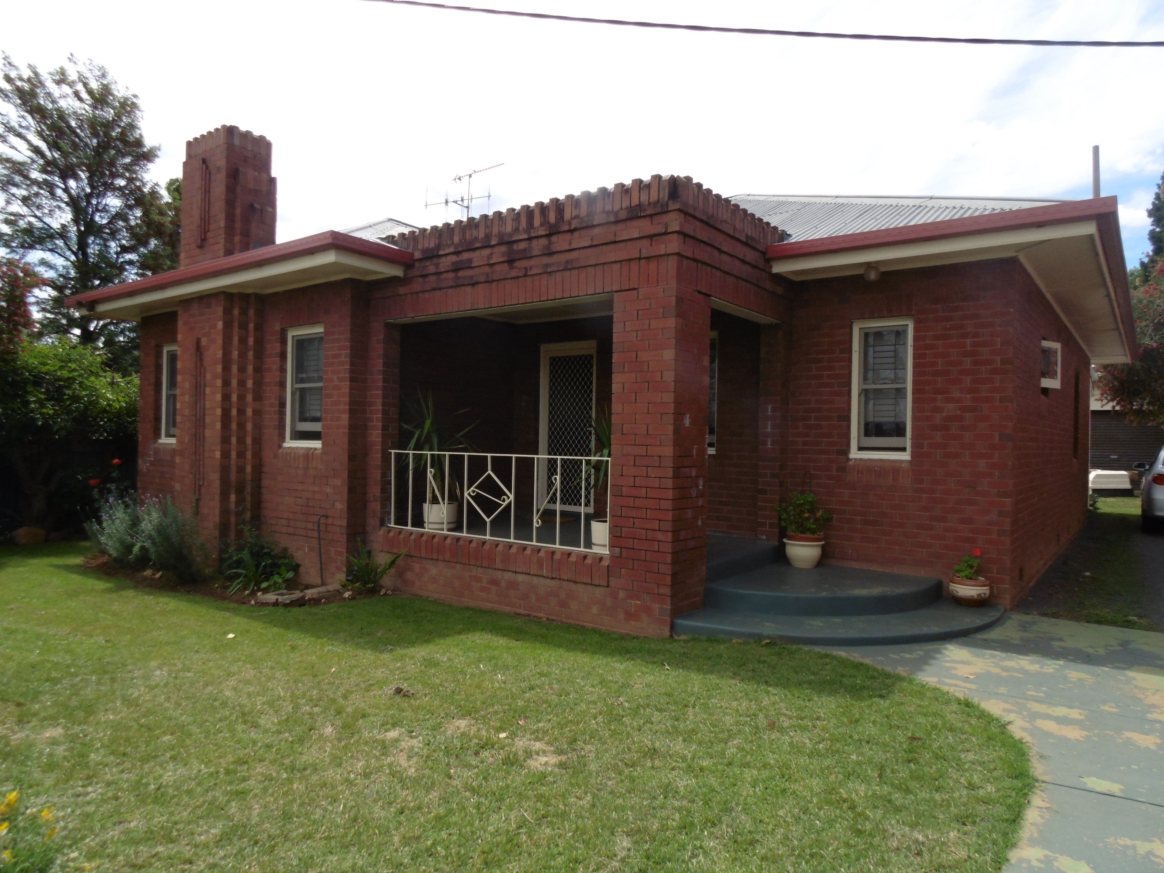 4 Rose Street, Parkes - Image 1