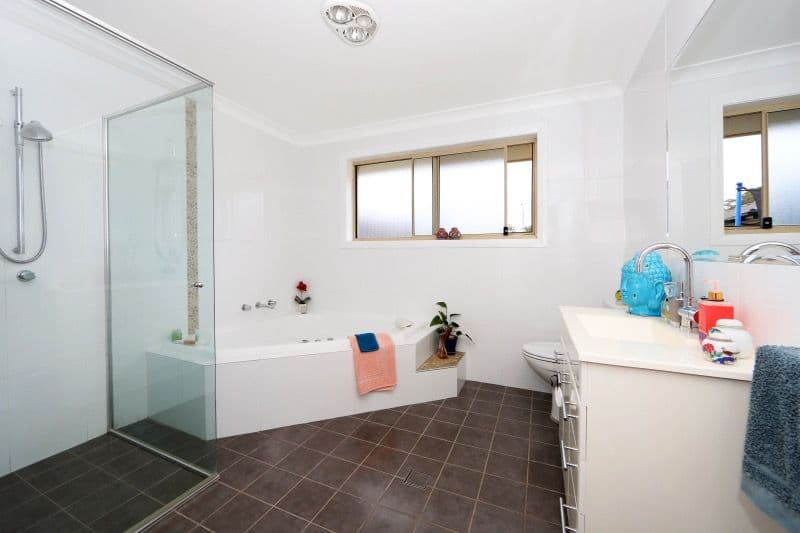 16 Rouken Glen Drive, West Nowra - Thumbnail 7