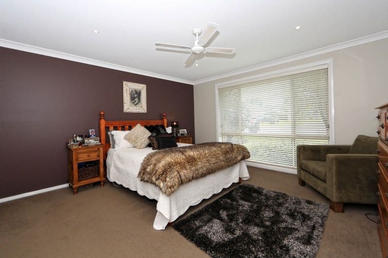 16 Rouken Glen Drive, West Nowra - Thumbnail 8