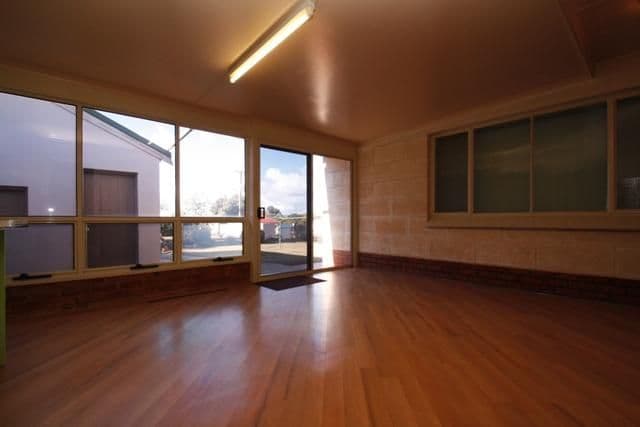11 Fourth Street, LOXTON SA 5333, Loxton - Thumbnail 5