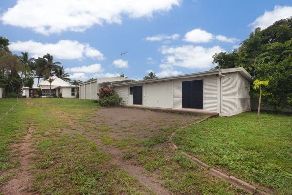28  Reef Street, SAUNDERS BEACH QLD 4818, Saunders Beach - Thumbnail 4