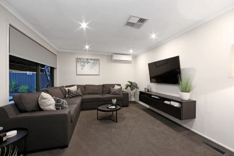 6 Erskine Drive, Rowville VIC 3178, Rowville - Thumbnail 4
