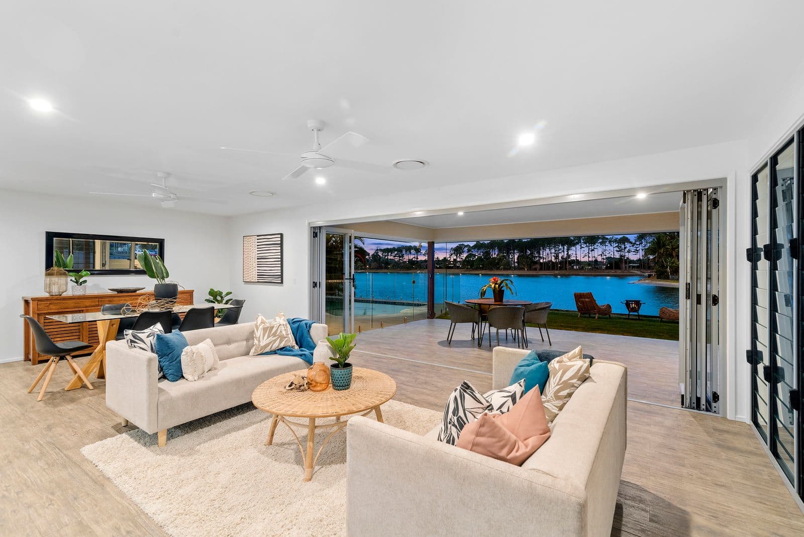 37 Murtha Drive, Elanora QLD 4221, Elanora - Thumbnail 2