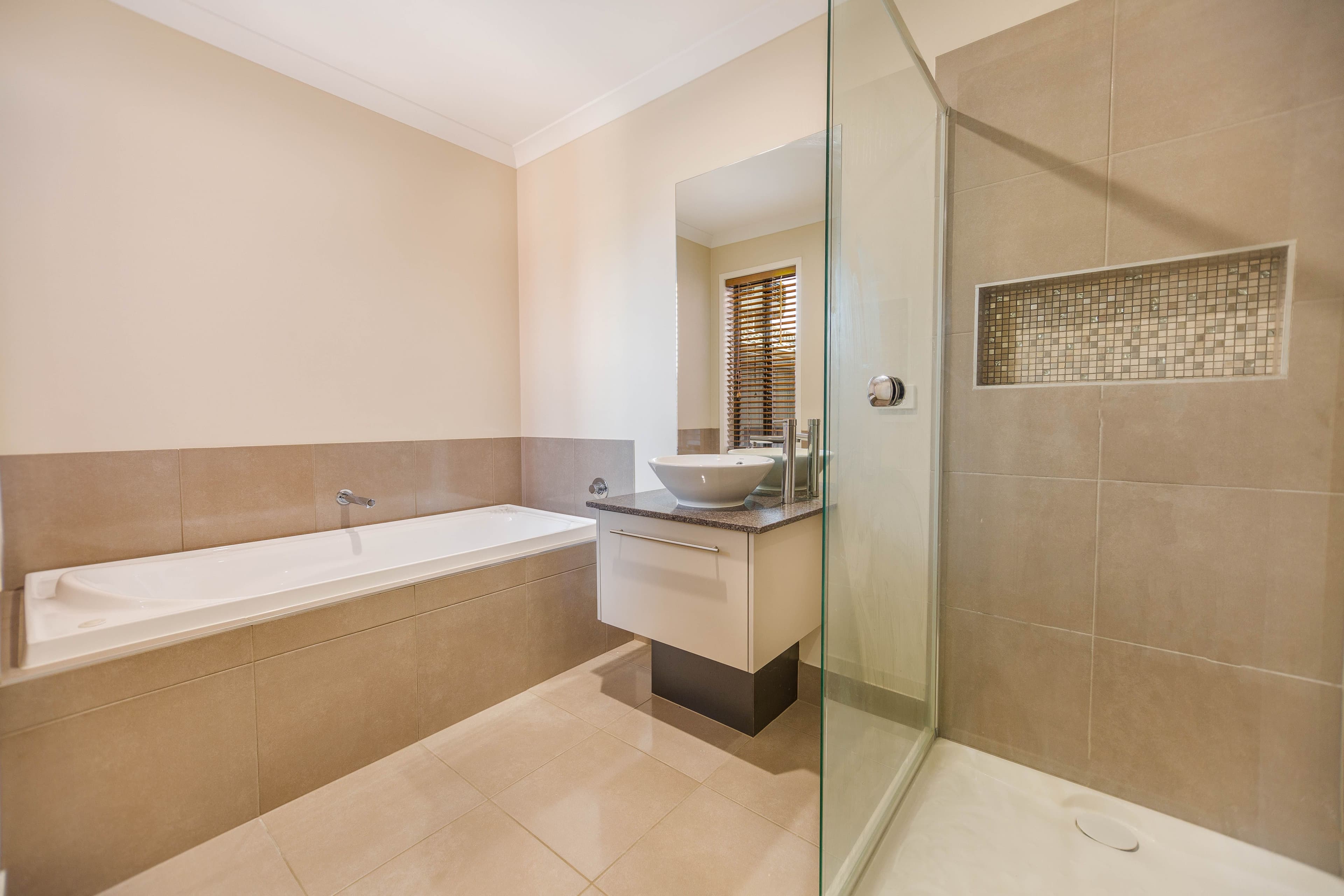 14 Illawarra Avenue, Clyde VIC 3978, Clyde - Thumbnail 8