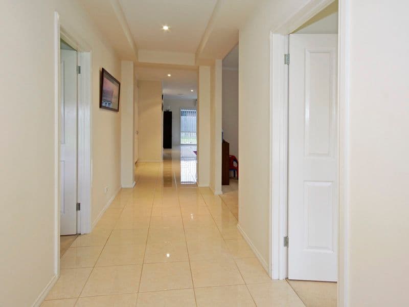 7 Tresco Court, ST ALBANS PARK VIC 3219, St Albans Park - Thumbnail 2
