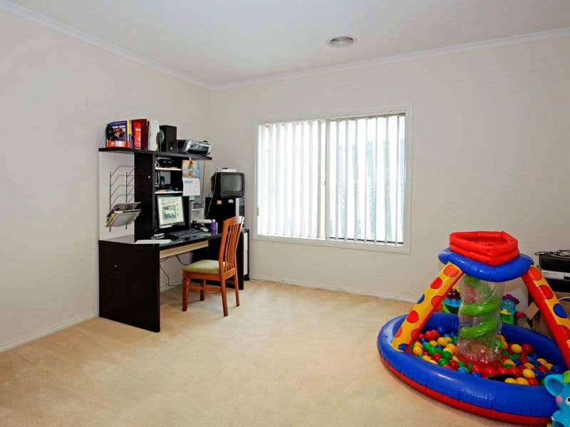7 Tresco Court, ST ALBANS PARK VIC 3219, St Albans Park - Thumbnail 8