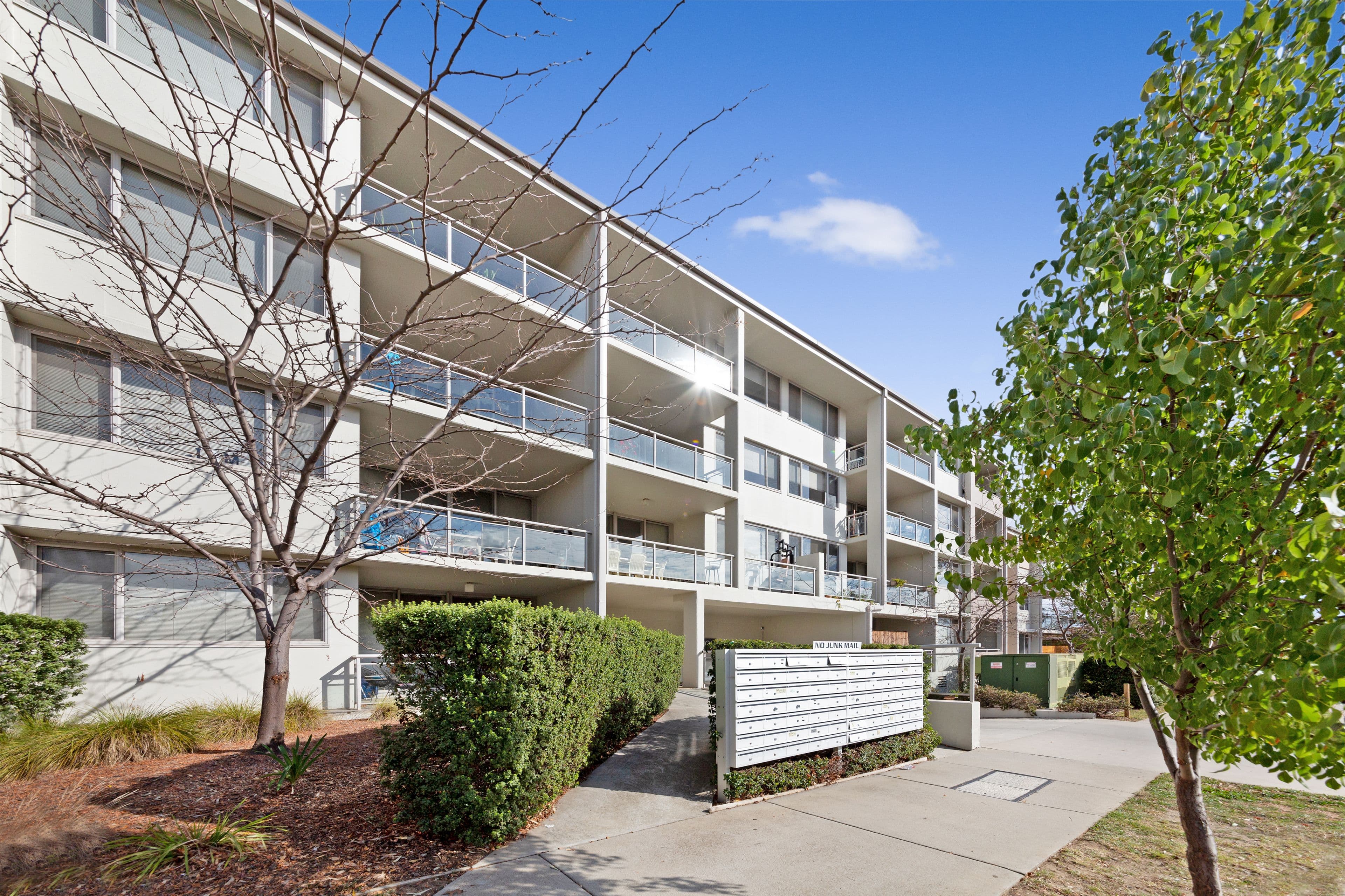 39 Crawford Street, Queanbeyan - Thumbnail 2