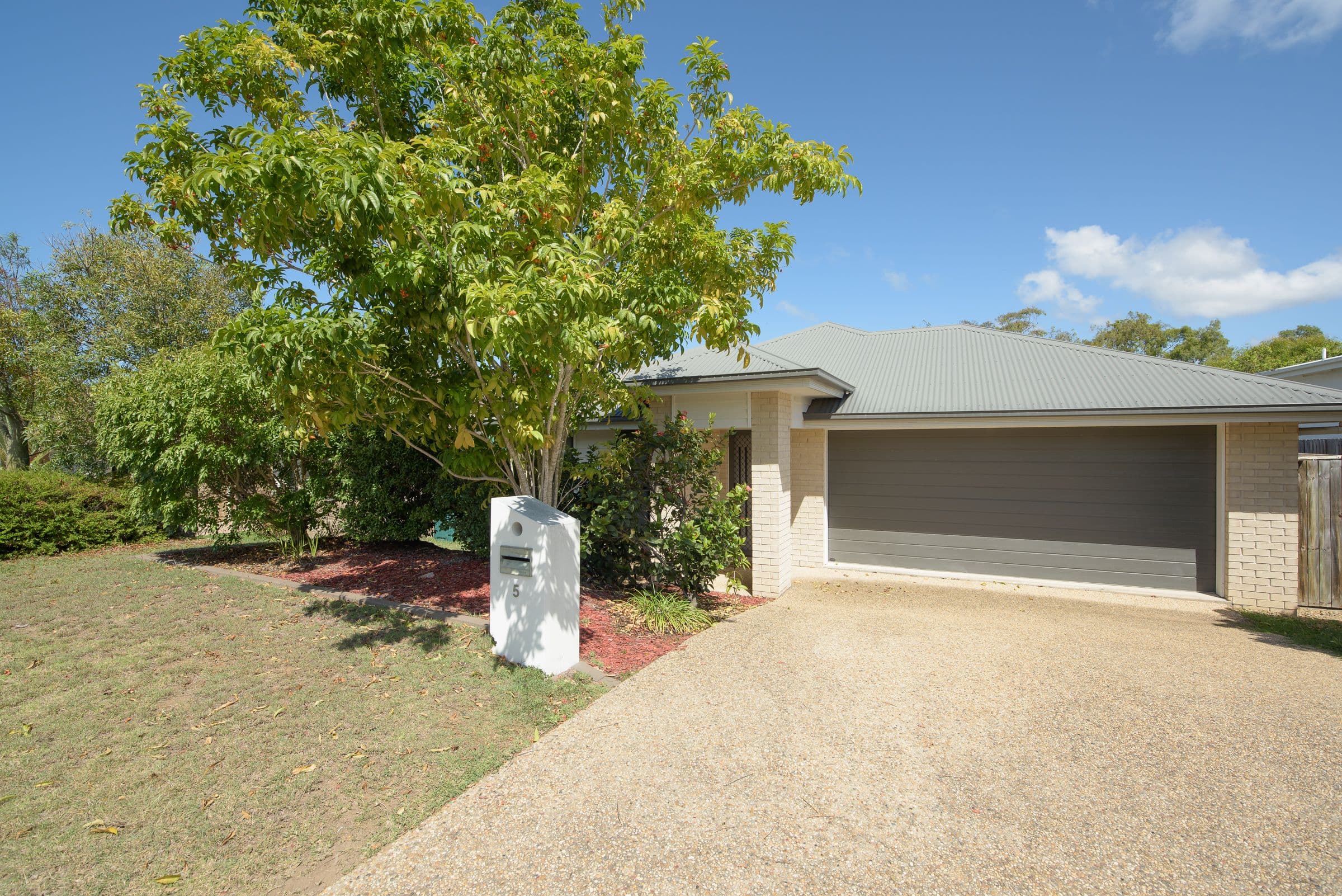 5 Grasstree Crescent, Kirkwood QLD 4680, Kirkwood - Image 1