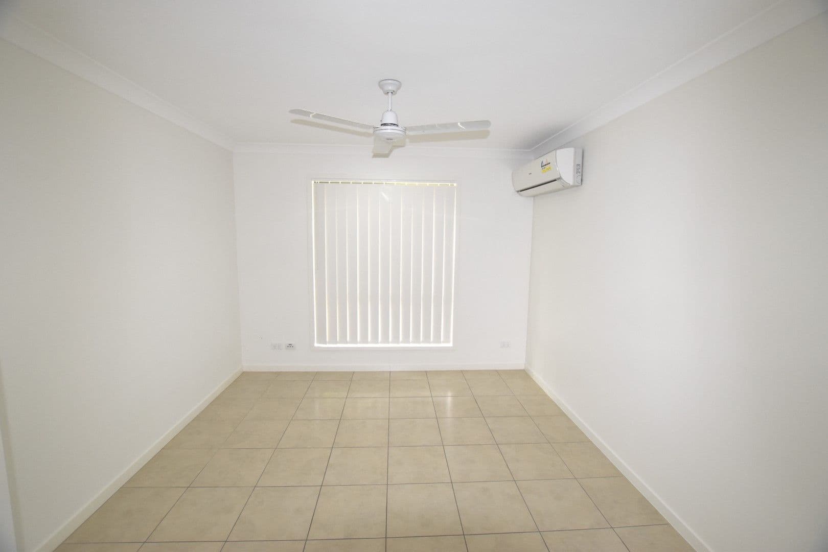 5 Grasstree Crescent, Kirkwood QLD 4680, Kirkwood - Thumbnail 6