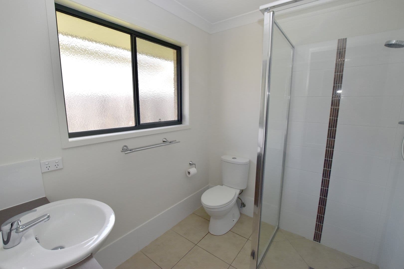 5 Grasstree Crescent, Kirkwood QLD 4680, Kirkwood - Thumbnail 8