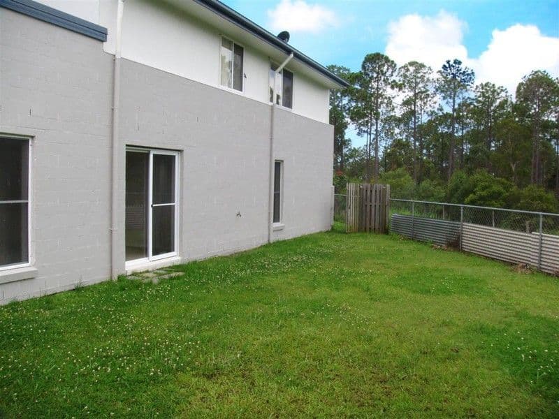 12 Norfolk Drive, PACIFIC PINES QLD 4211, Pacific Pines - Thumbnail 6