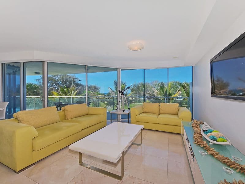 1 'Waterline' 132 Old Burleigh Road, BROADBEACH QLD 4218, Broadbeach - Thumbnail 2