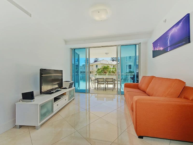 1 'Waterline' 132 Old Burleigh Road, BROADBEACH QLD 4218, Broadbeach - Thumbnail 7