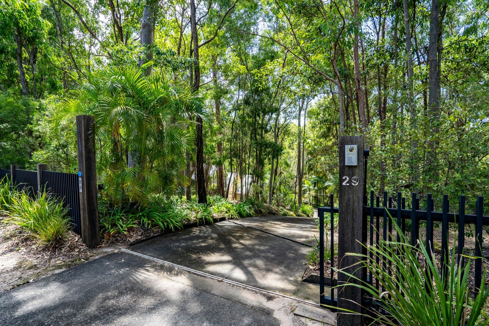 29 Grosvenor Court, Worongary QLD 4213, Worongary - Thumbnail 3