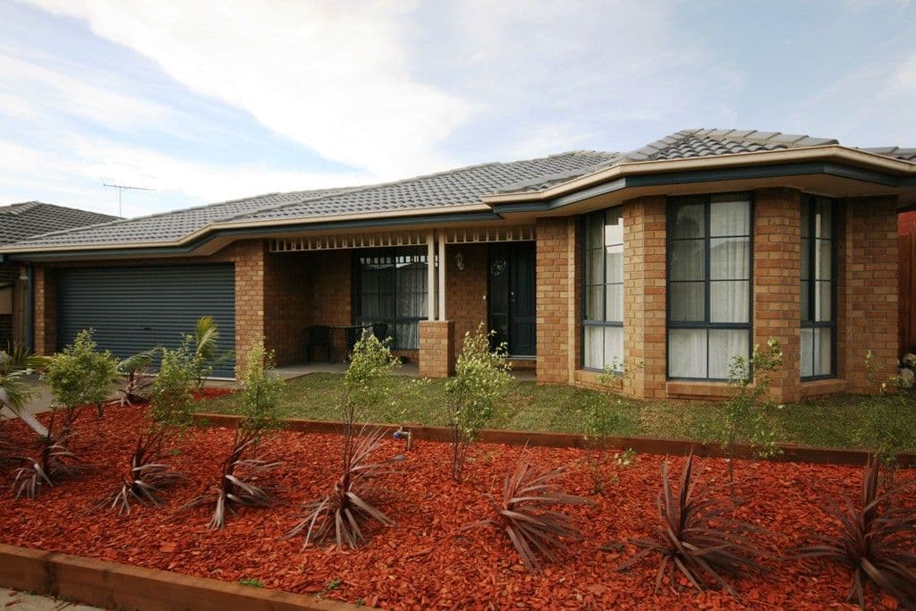 15 Barrwang Street, CAIRNLEA VIC 3023, Cairnlea - Image 1