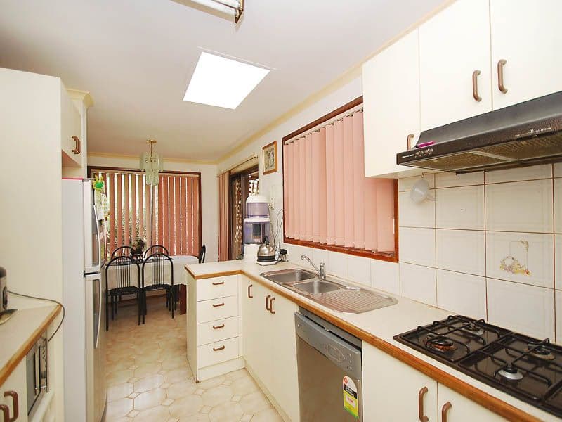 52 Clarke Drive, GLADSTONE PARK VIC 3043, Gladstone Park - Thumbnail 2