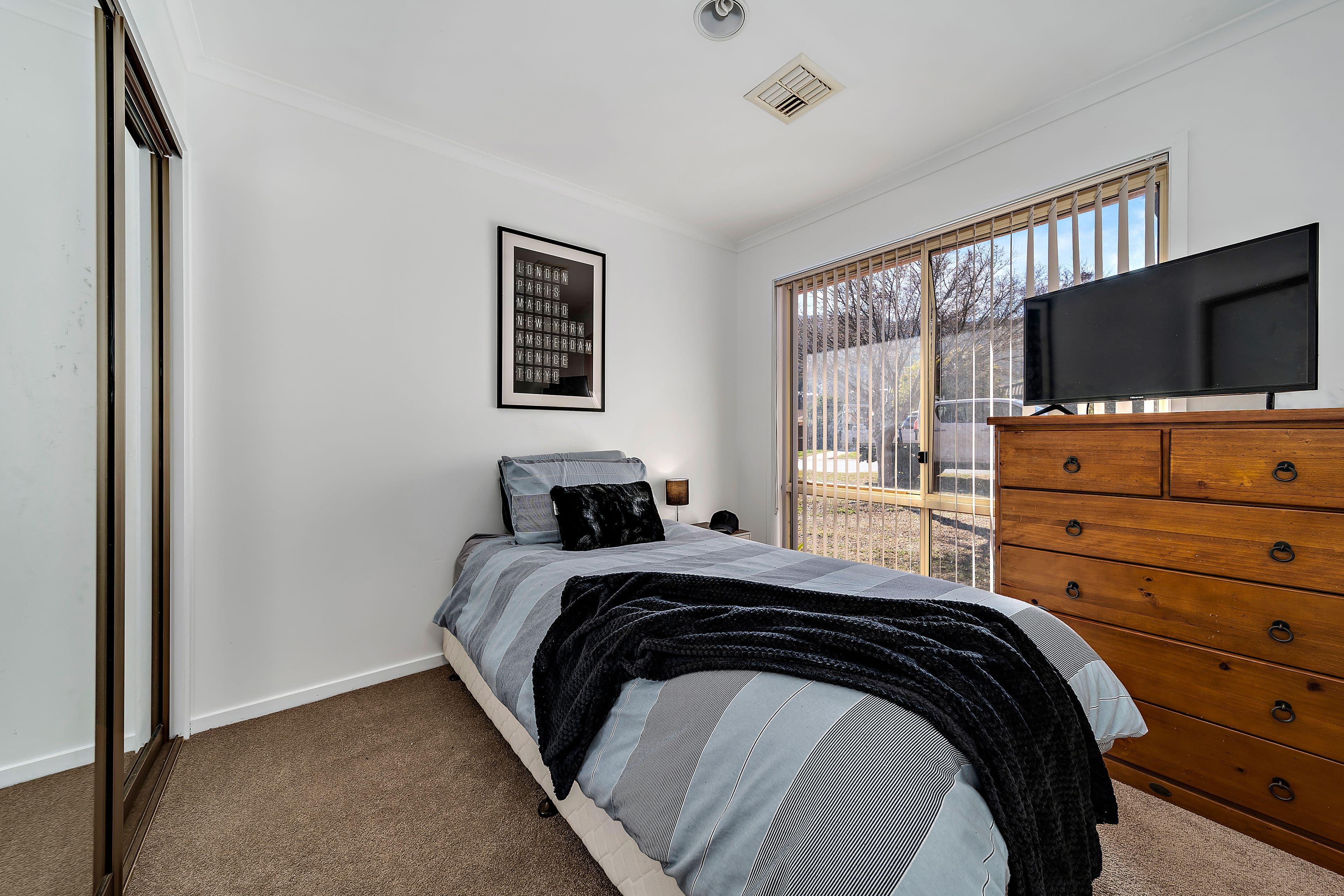 6 Darebin Place, Conder ACT 2906, Conder - Thumbnail 8