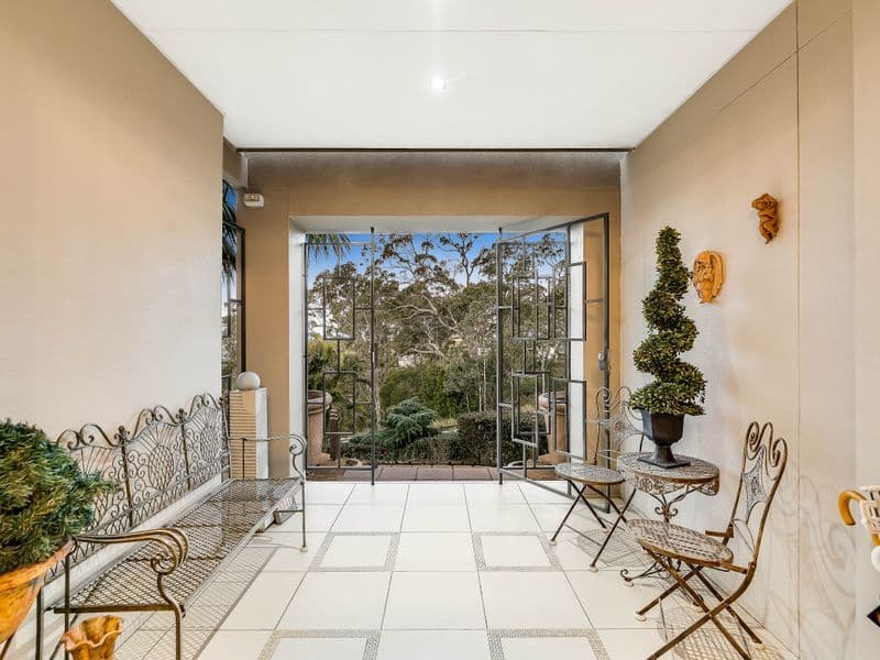 15 Coventry Court, Mount Lofty QLD 4350, Mount Lofty - Image 1