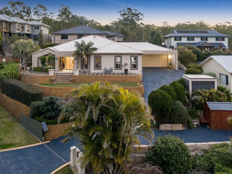 15 Coventry Court, Mount Lofty QLD 4350, Mount Lofty - Thumbnail 2
