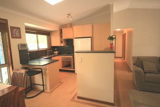 38 Balmerino Drive, CARINA QLD 4152, Carina - Thumbnail 2