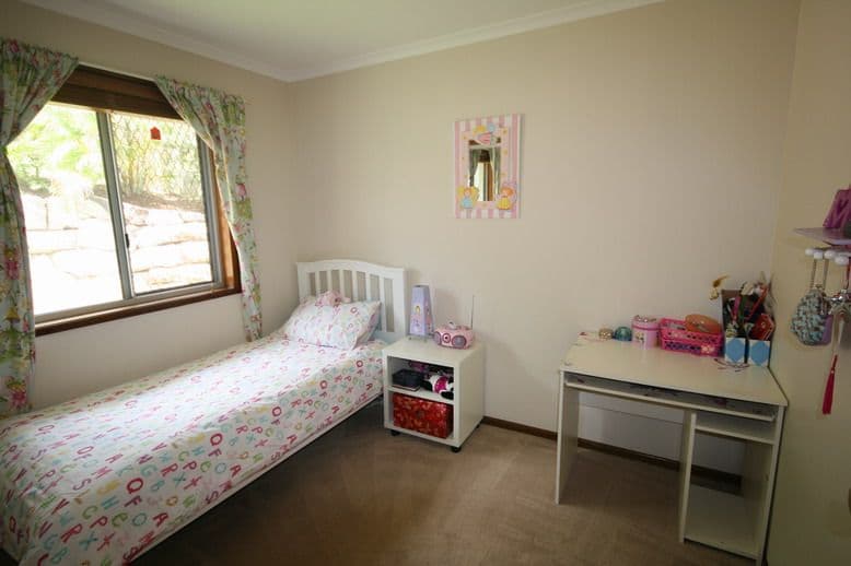 38 Balmerino Drive, CARINA QLD 4152, Carina - Thumbnail 6