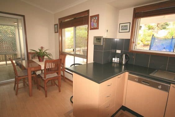 38 Balmerino Drive, CARINA QLD 4152, Carina - Thumbnail 8