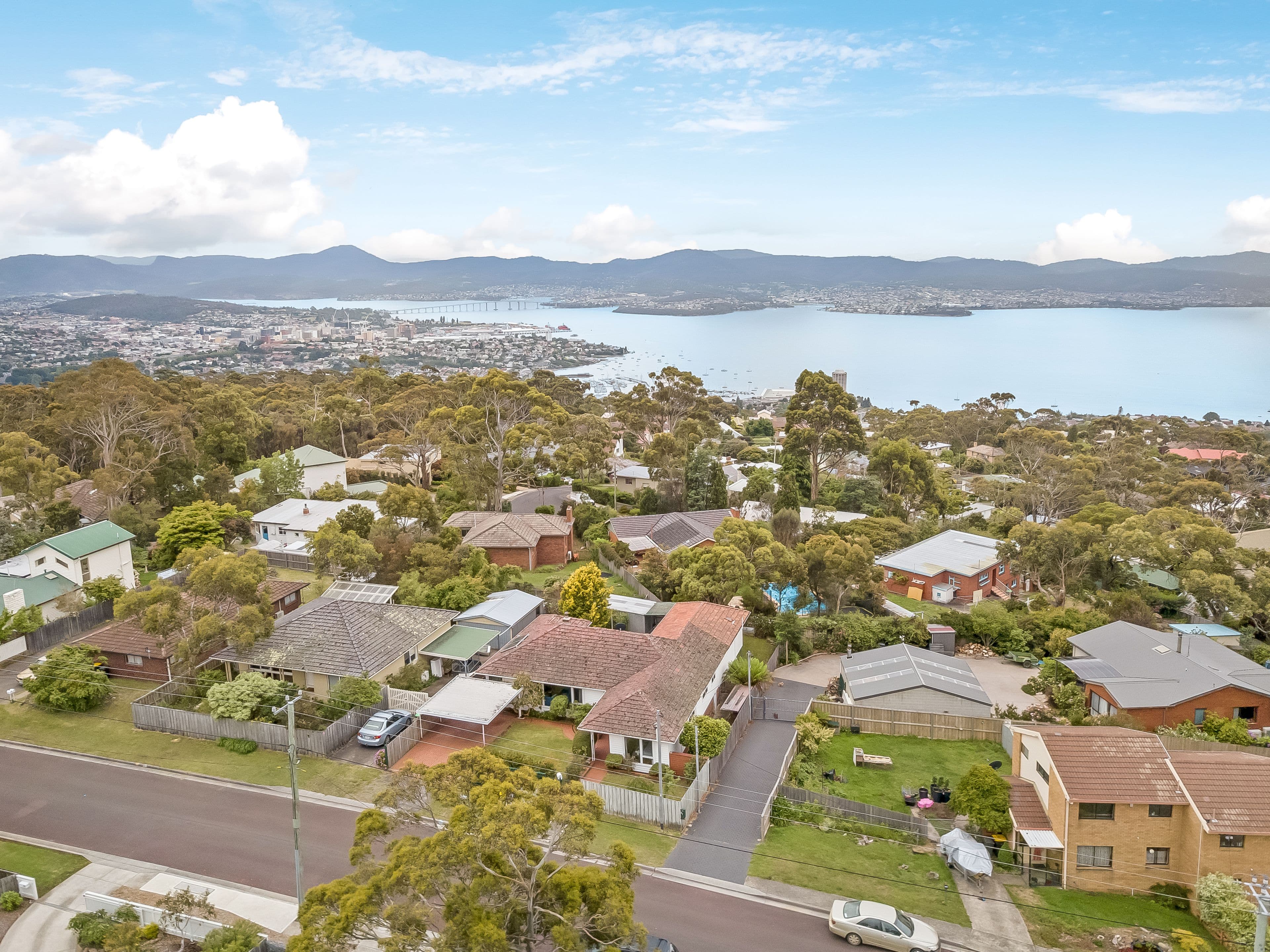 11 Brinsmead Road, Mount Nelson TAS 7007, Mount Nelson - Thumbnail 3