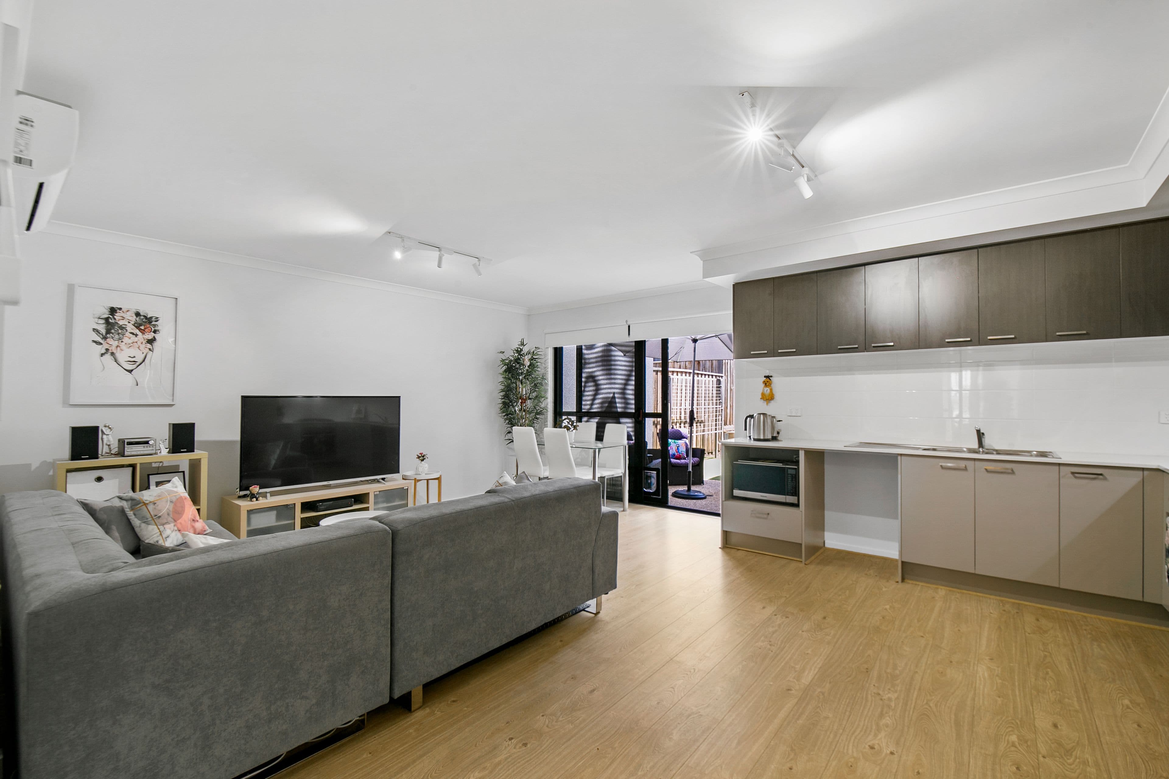13 Yallaroo Chase, Werribee VIC 3030, Werribee - Thumbnail 8
