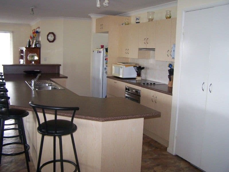 10 Callaghan Drive, YEPPOON QLD 4703, Yeppoon - Thumbnail 3