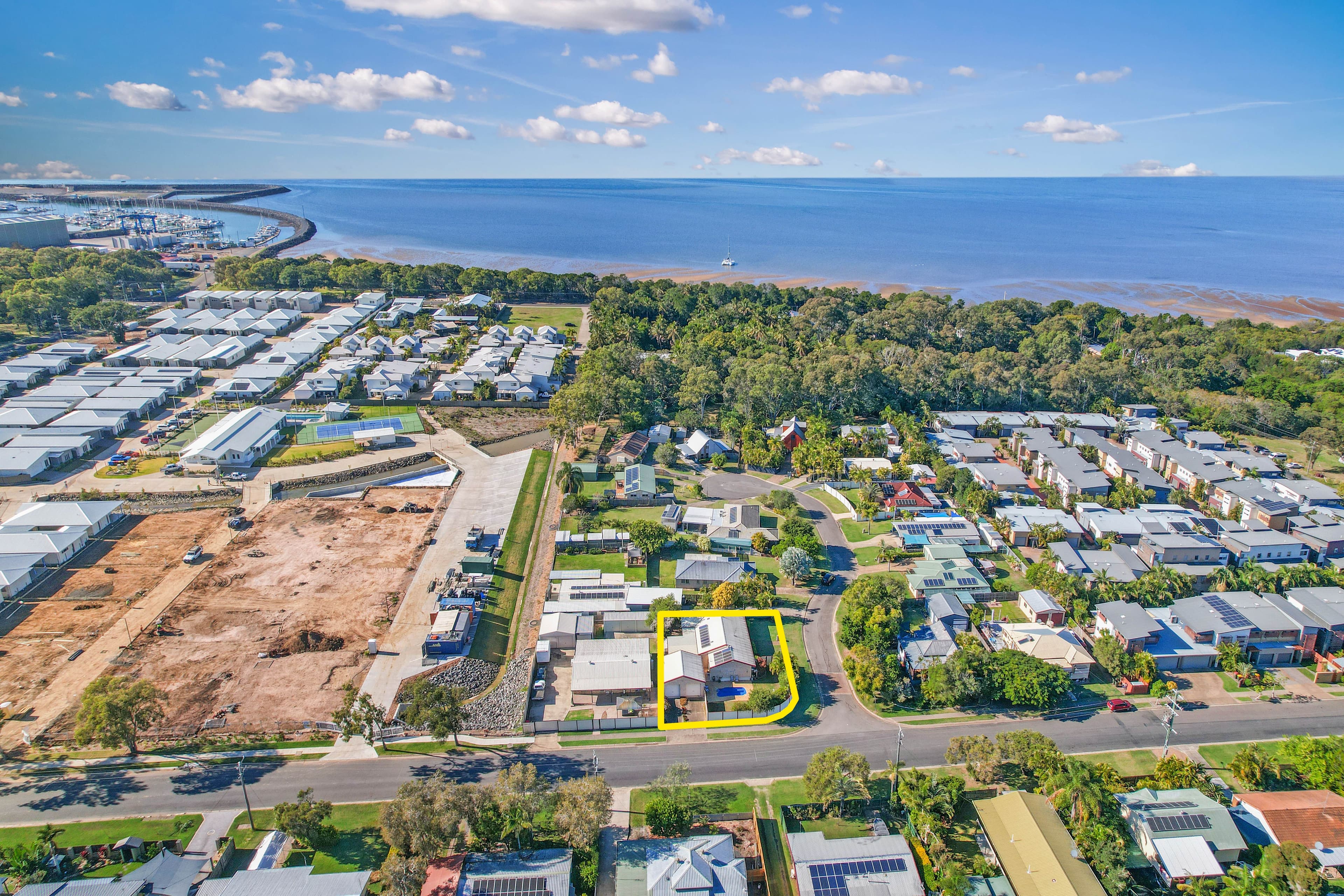 2 Jennylee Close, Urangan QLD 4655, Urangan - Thumbnail 4