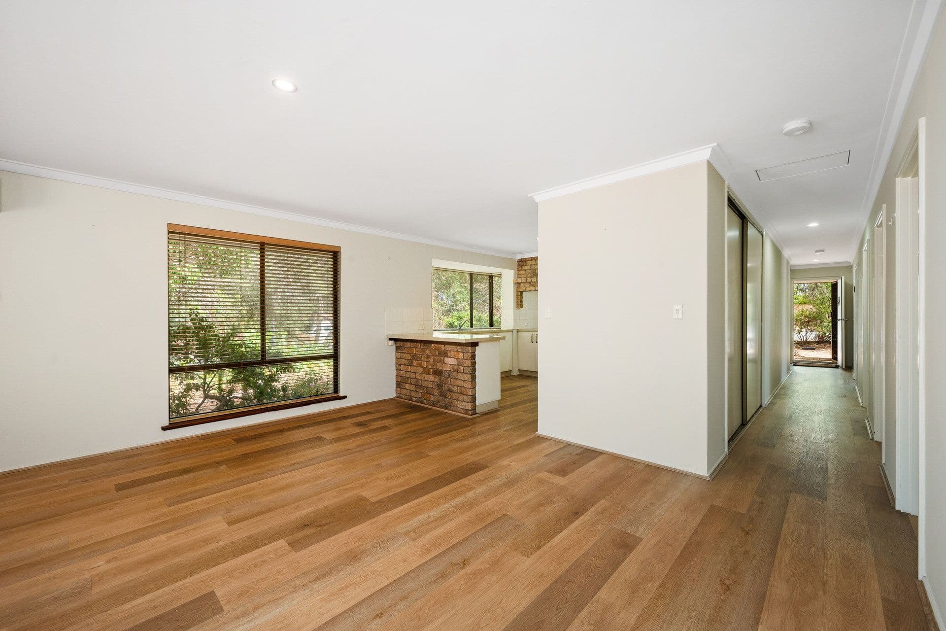 20 Trott Road, Lesmurdie WA 6076, Lesmurdie - Thumbnail 3