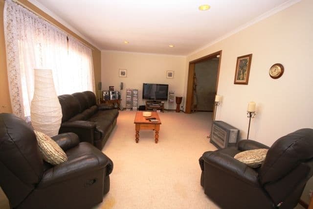 8 Eighth Street, SNOWTOWN SA 5520, Snowtown - Thumbnail 4
