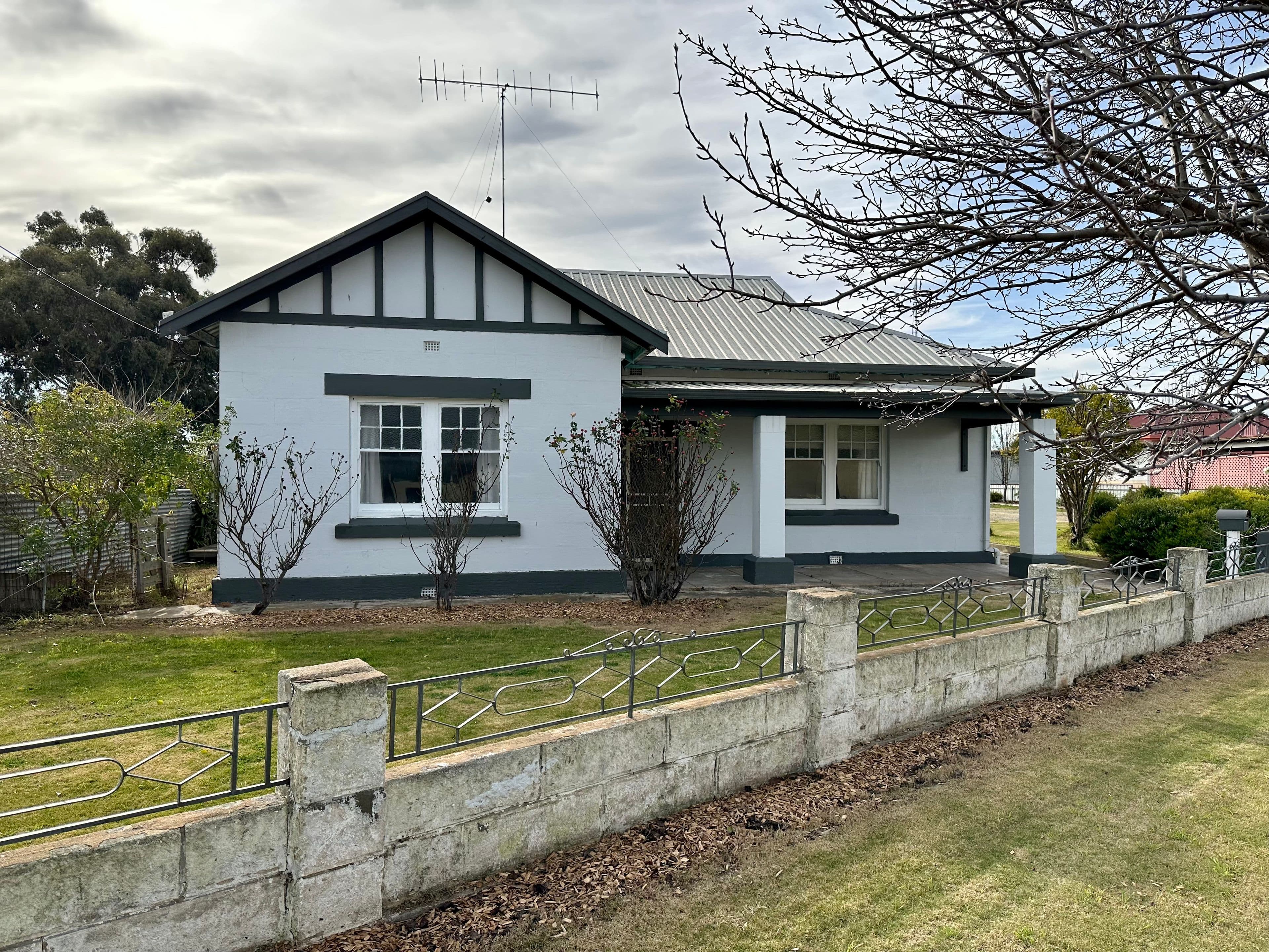 9 Pigeon Flat Road, Bordertown SA 5268, Bordertown - Image 1