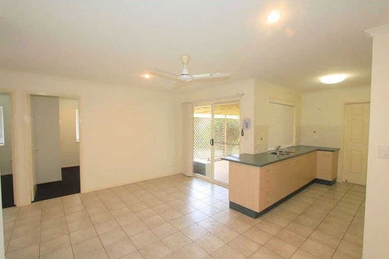 8 Cascade Parade, BARGARA QLD 4670, Bargara - Thumbnail 2