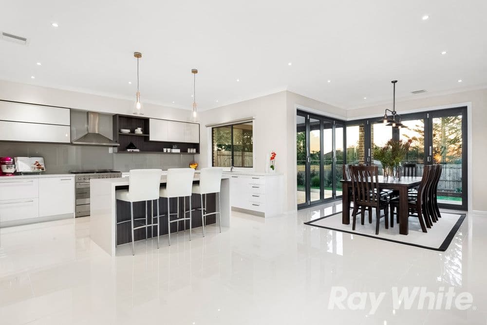 13 Halliday Street, Mount Waverley VIC 3149, Mount Waverley - Thumbnail 4