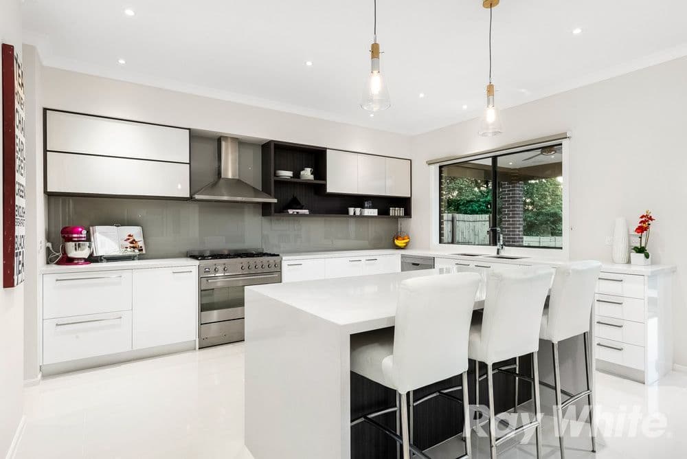 13 Halliday Street, Mount Waverley VIC 3149, Mount Waverley - Thumbnail 5